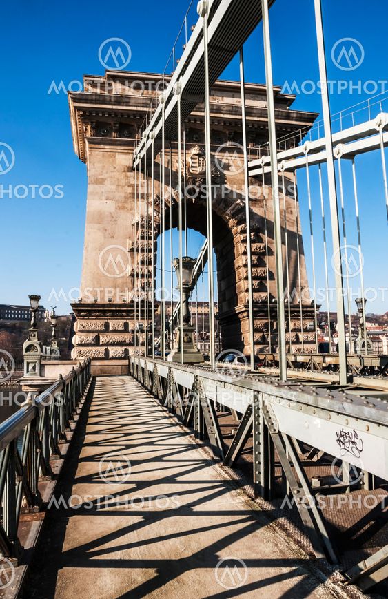 Chain Bridge