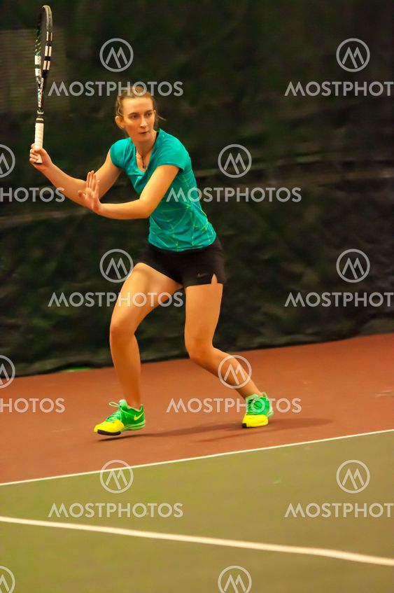 Girl tennis