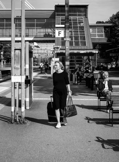 Hallsberg station, resenärer