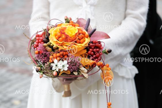 Beautiful orange wedding bouquet