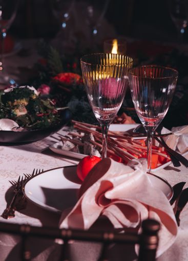 Beautiful table decoration for luxury  event in pink and...