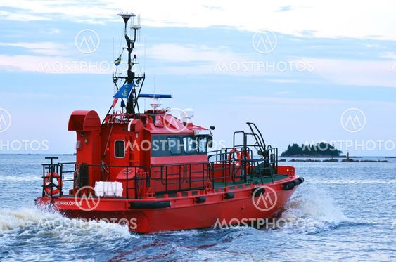 Pilot Boat