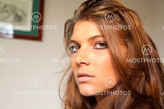 natural portrait of a teenage in withe shirt