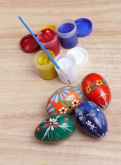 Easter egg painting