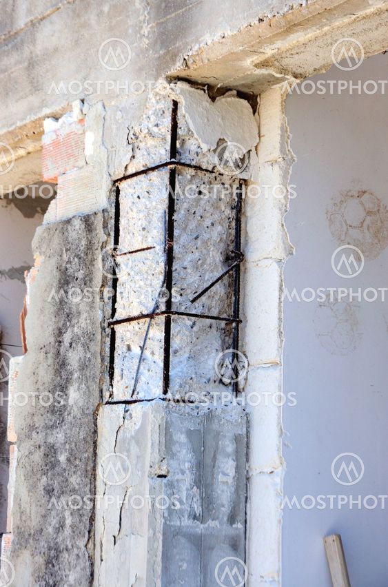 Reinforced concrete pillar