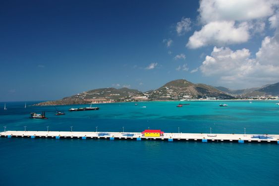 DOCKS / St.MARTEEN