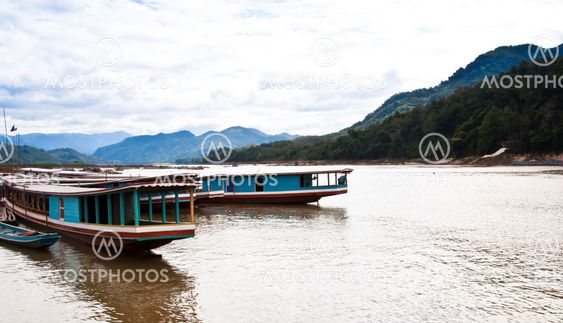 Long boat.