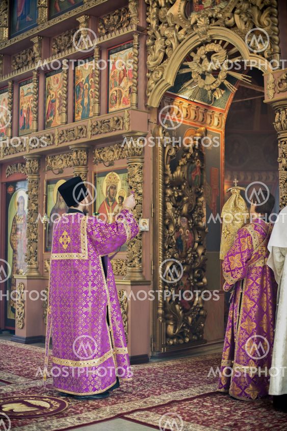 MOSCOW - MARCH 14: Orthodox liturgy with bishop Mercury in High Monastery of St Peter in Moscow on March 14, 2010 in Moscow