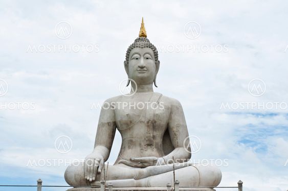 Peace of Buddha statue