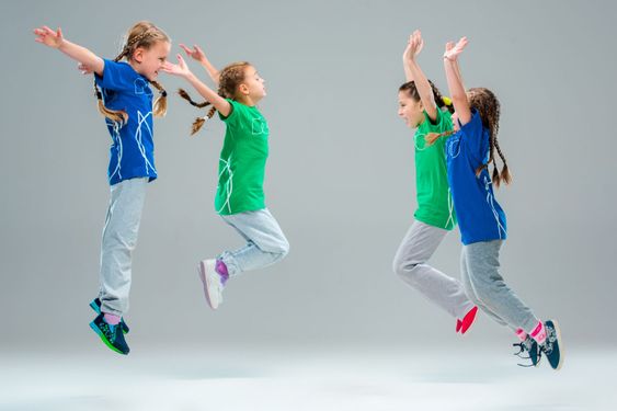 The kids dance school, ballet, hiphop, street, funky and...