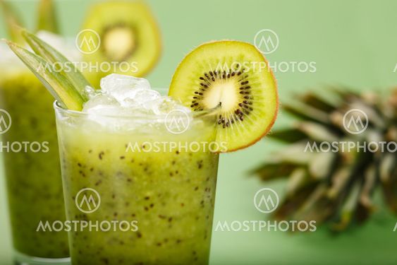 Kiwi smoothie