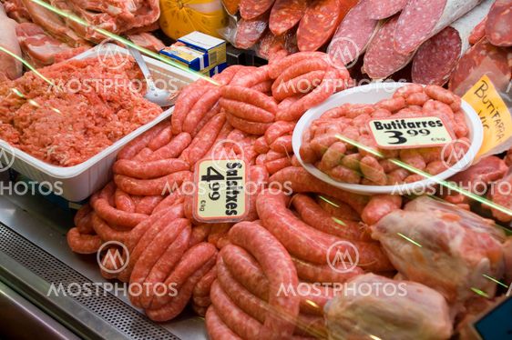 Meat on the Baqueria market