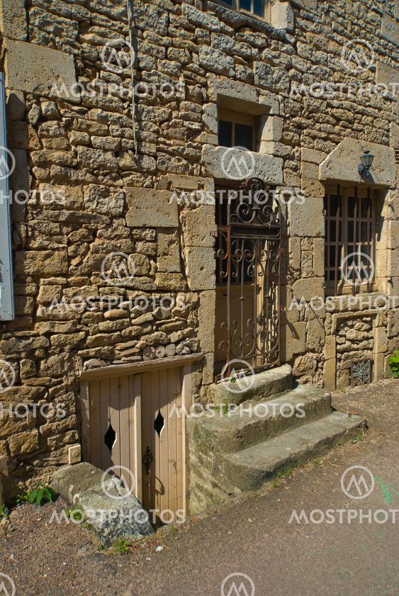 In Flavigny-sur-Ozerain, Burgund/Bourgogne, France