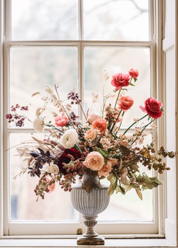 Floral arrangement with winter, autumn or early spring...