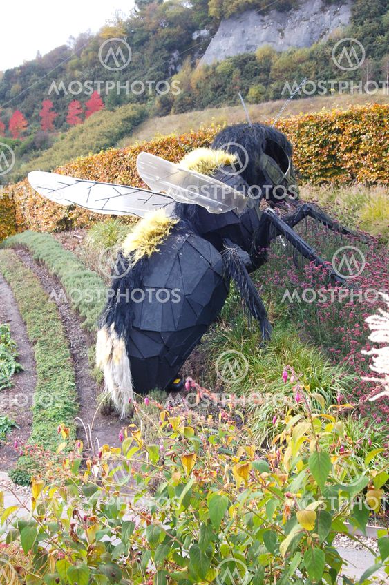 Giant Recycled wasp sculpture