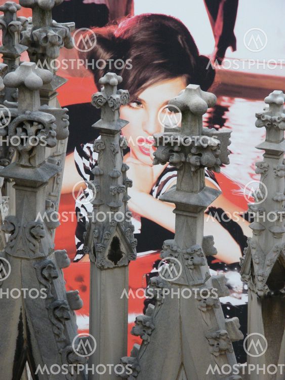Milan Cathedral & Model