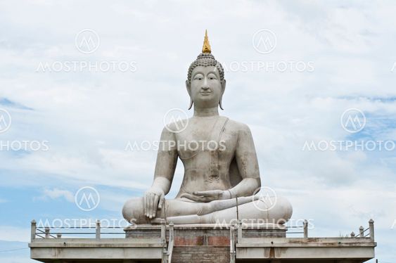 Peace of Buddha statue