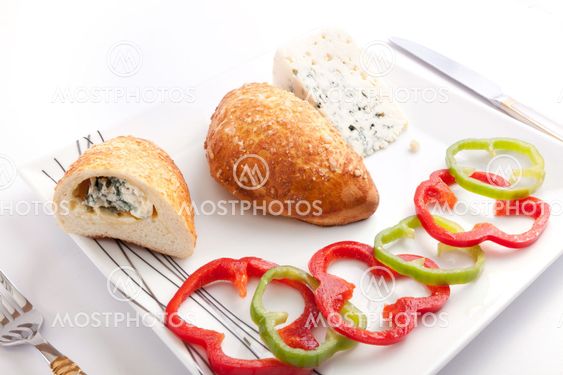 bread stuffed with blue cheese