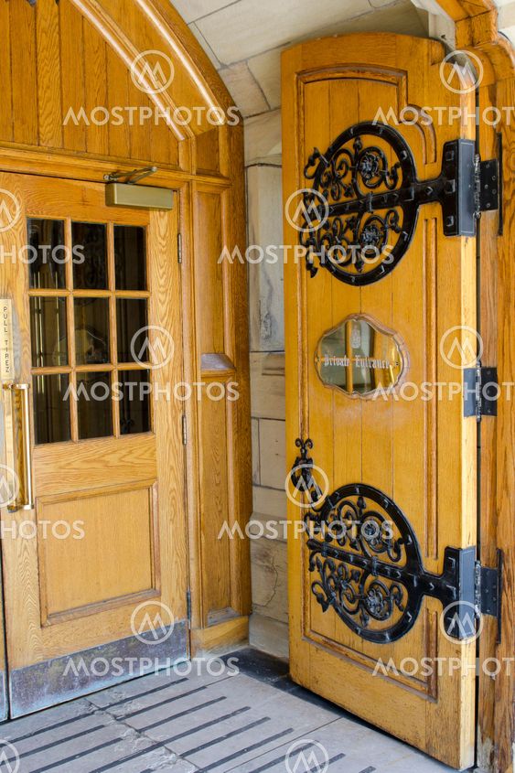 MP Private Entrance