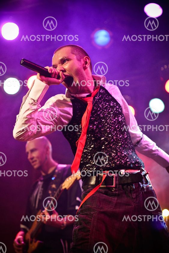 MOSCOW - MARCH 9: Razoom band performs at OTV2 live show on March 9, 2009 in Moscow, Russia