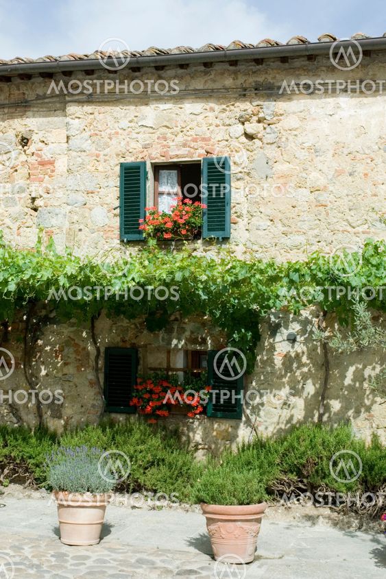 romantic Italian house