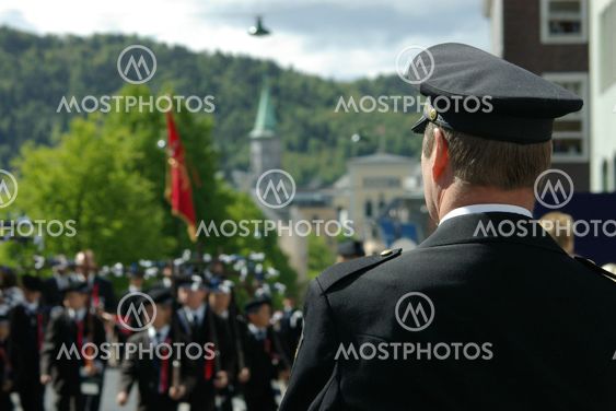 Polis