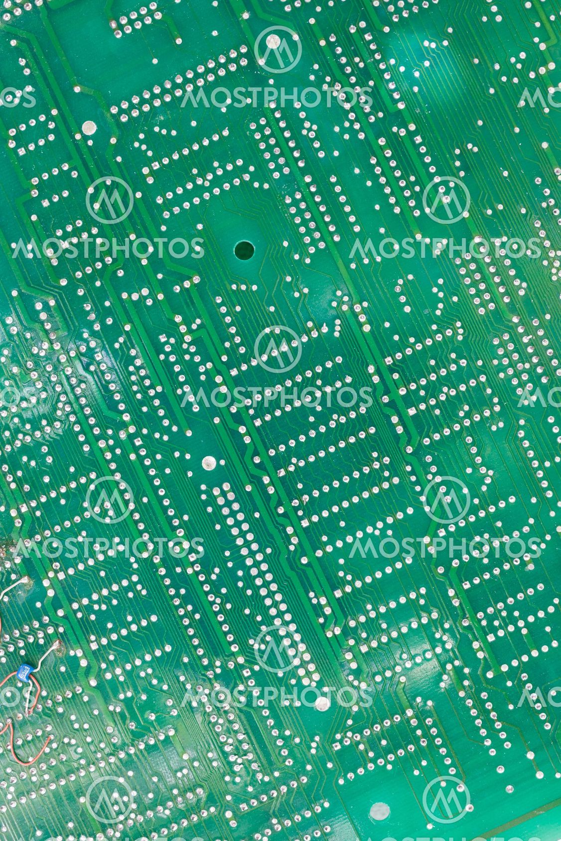 "Old computer chips that are..." by Anatolii Savitskii - Mostphotos