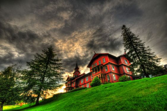 Holmenkollen Park Hotel
