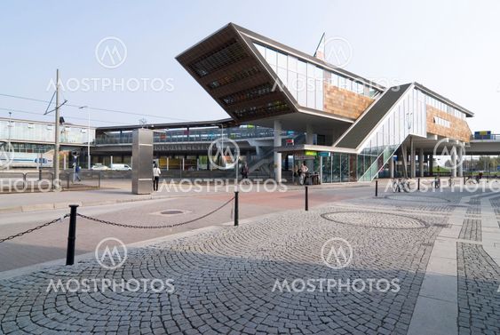 New Mölndalsbro station-building