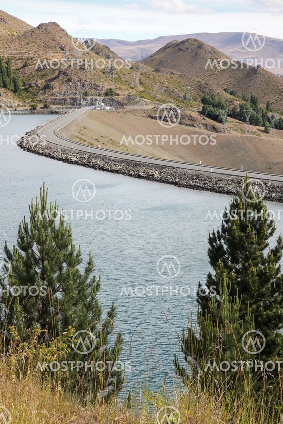 hydro dam wall