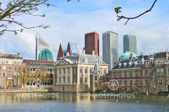 Binnenhof Palace - Dutch Parlamen against the backdrop of...