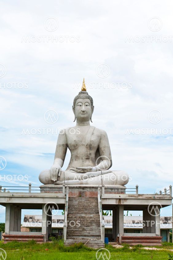 Peace of Buddha statue