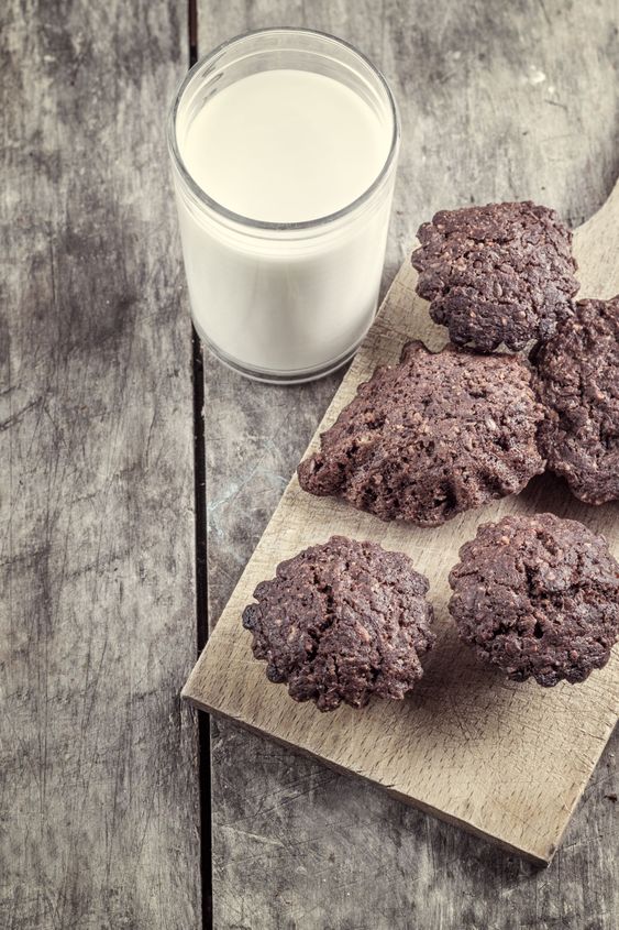 cookies and milk