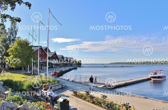 Sommarkväll i Norra hamn
