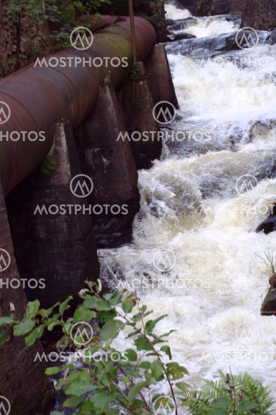 Pipeline with the suburb next to