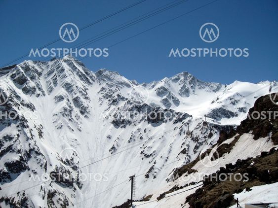 Mountain under the blue sky