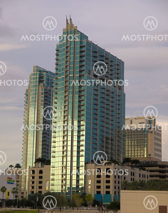Appartment building in Tampa, FL HDR