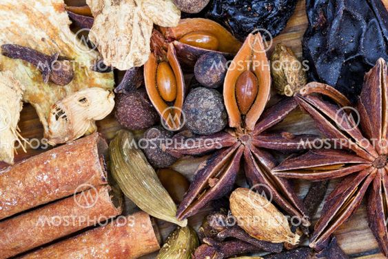 spices for mulled wine close up
