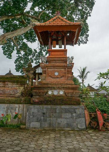 Traditional design of Balinese dwelling house and home...