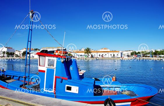 A boat´s detail on the river of Tavira