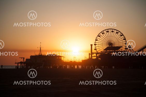 Santa Monica Pier Ferris wheel