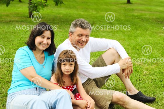 Familie udendørs