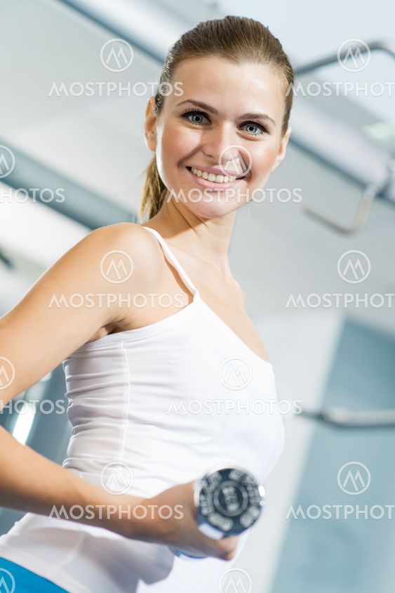 female athlete dumbbell