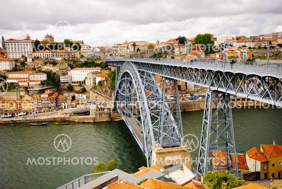 Ponte Luis I bridge, Porto