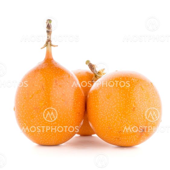 Passion fruit maracuja granadilla