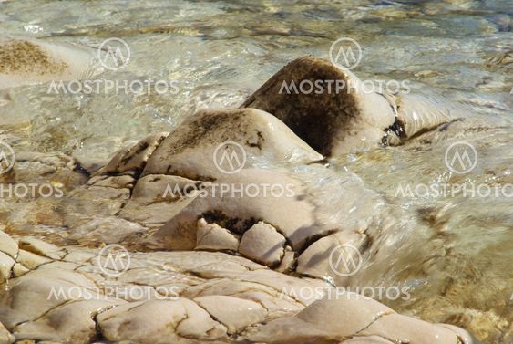 Kiesel am Strand - pebble on the beach 14