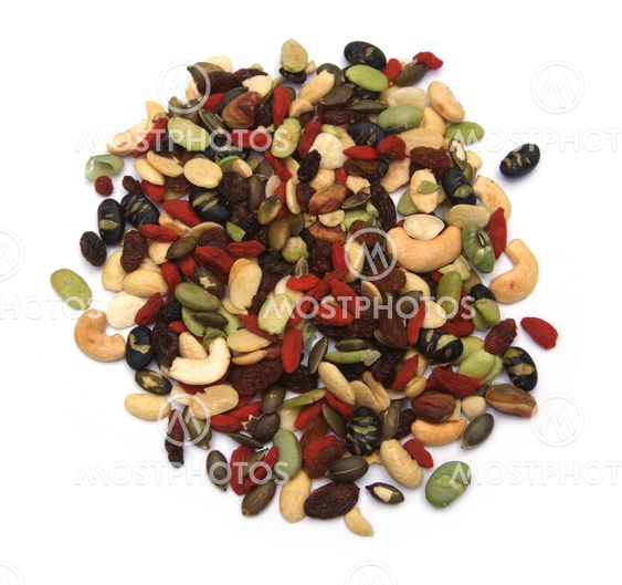organic mixed nuts and dry fruits