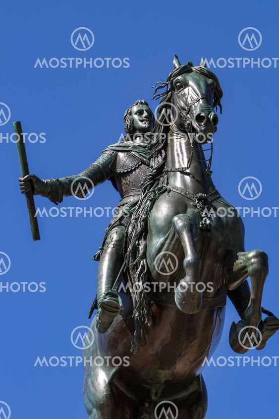 Monument of Felipe IV in Madrid