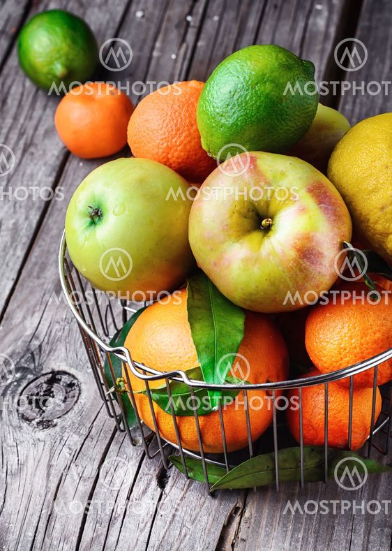 Apple,mandarin and lime