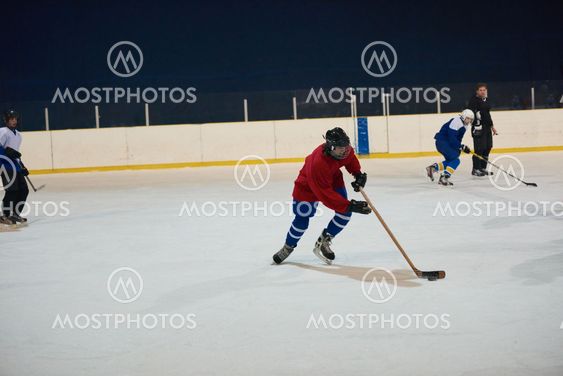 ice hockey sport players